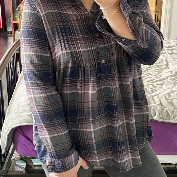 American Eagle Outfitters Medium Plaid Button Up Blouse - Picture 5 of 8